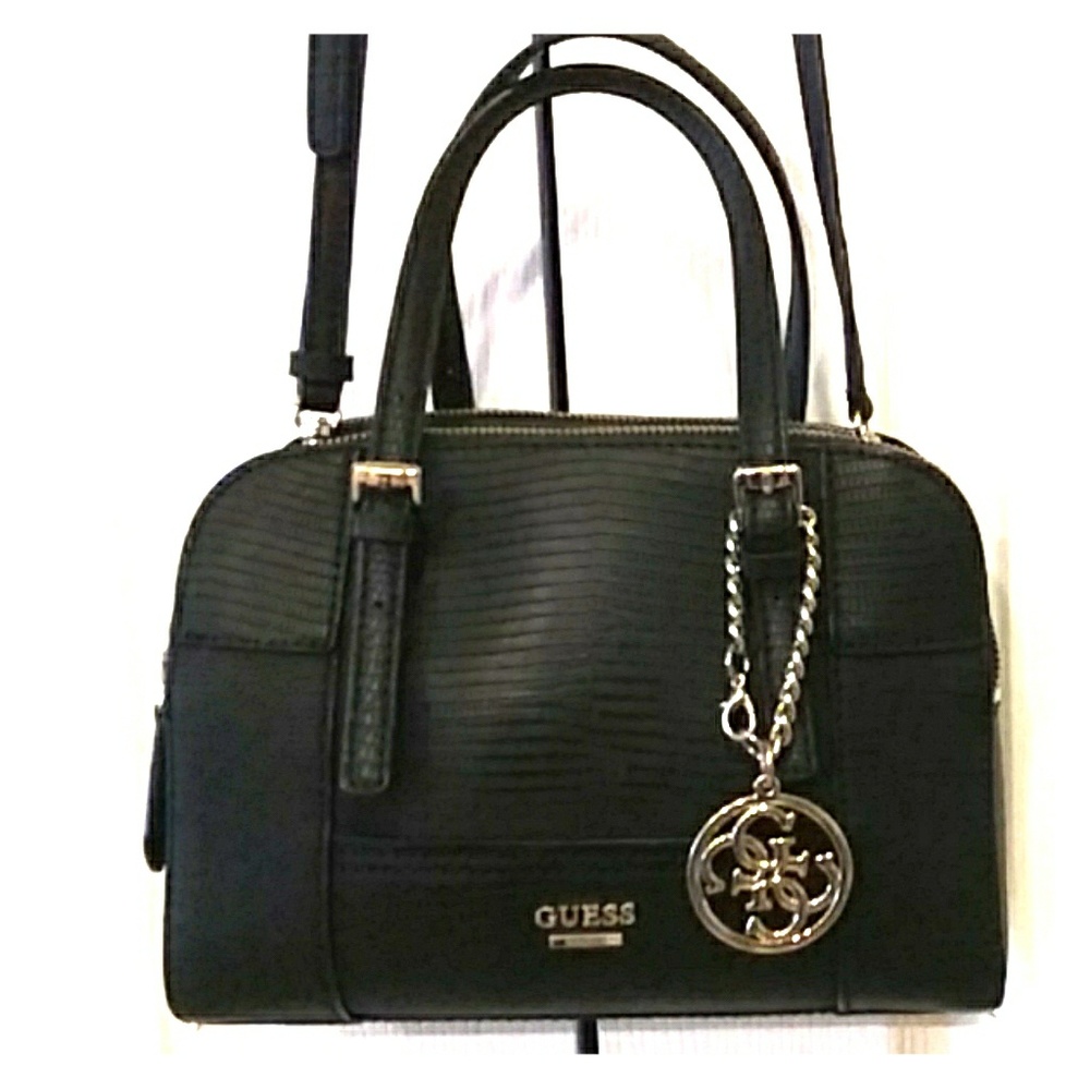 Guess Shoulder Bag